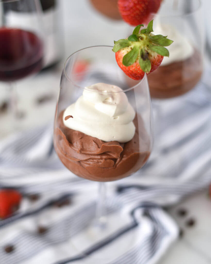 Red-Wine-Eggless-Chocolate-Mousse