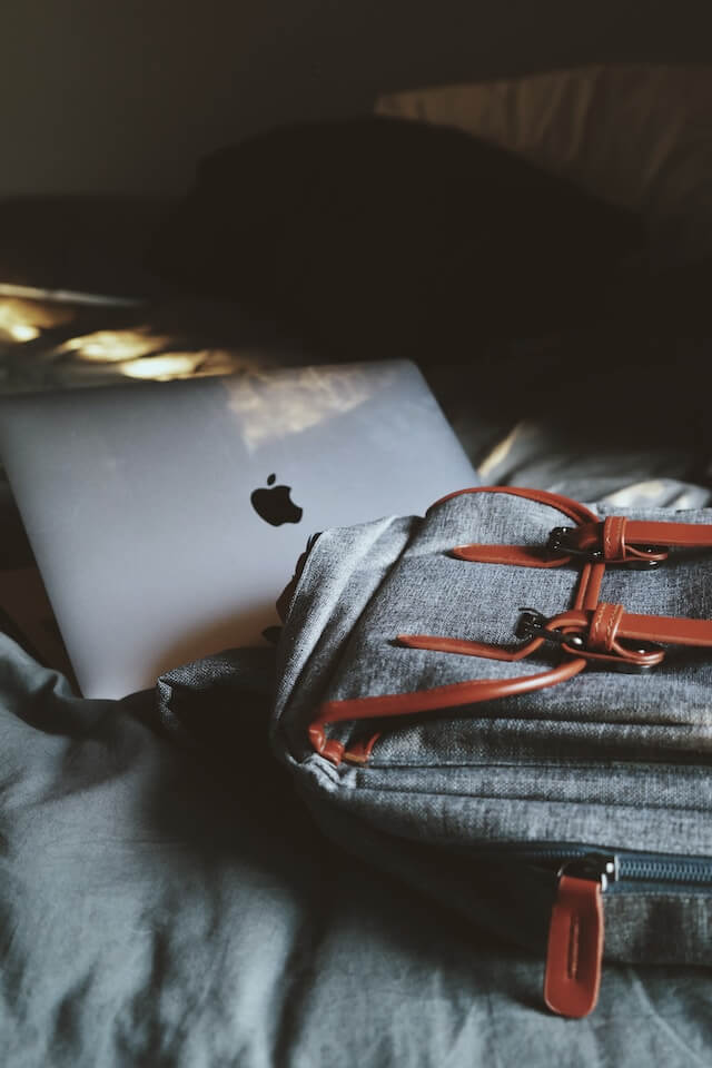 Guide to Picking the Best Laptop Bags Online