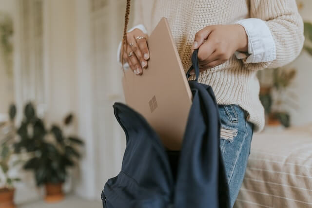 The Complete Guide to Picking the Best Laptop Bags Online